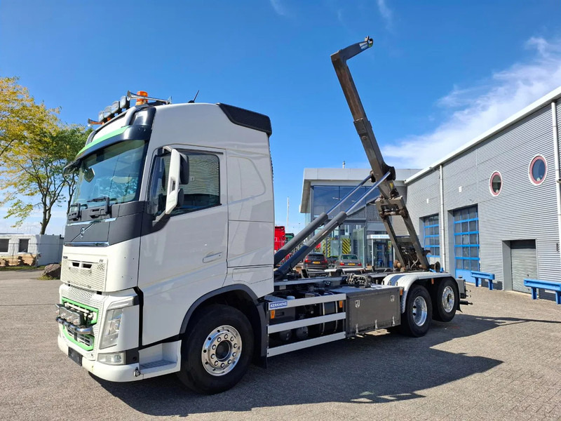 Volvo FH4-500 / VEB+ / HOOK 22 TON / LIFT+LENKACHSE / TUV:02-02-2026 / FULL-AIR / LWDS / NAVI / ALCOA / AUTOMATIC / EURO-6 / 2017 - 후크 리프트 트럭 : 사진 1 Volvo FH4-500 / VEB+ / HOOK 22 TON / LIFT+LENKACHSE / TUV:02-02-2026 / FULL-AIR / LWDS / NAVI / ALCOA / AUTOMATIC / EURO-6 / 2017 - 후크 리프트 트럭 : 사진 1