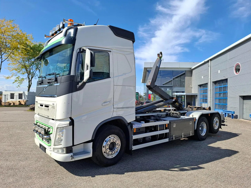 Volvo FH4-500 / VEB+ / HOOK 22 TON / LIFT+LENKACHSE / TUV:02-02-2026 / FULL-AIR / LWDS / NAVI / ALCOA / AUTOMATIC / EURO-6 / 2017 - 후크 리프트 트럭 : 사진 2 Volvo FH4-500 / VEB+ / HOOK 22 TON / LIFT+LENKACHSE / TUV:02-02-2026 / FULL-AIR / LWDS / NAVI / ALCOA / AUTOMATIC / EURO-6 / 2017 - 후크 리프트 트럭 : 사진 2