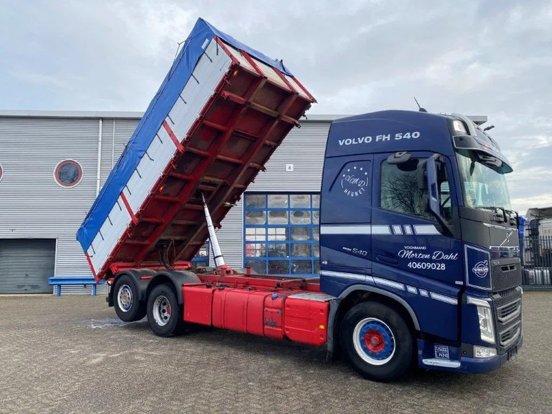 Volvo FH4-540 / VEB+ / ACC / LWDS / 3SIDE TIPPER / DYNAMIC STEERING / LEATHER / FULL-AIR / AUTOMATIC / EURO-6 / 2017 - 덤프트럭 : 사진 4 Volvo FH4-540 / VEB+ / ACC / LWDS / 3SIDE TIPPER / DYNAMIC STEERING / LEATHER / FULL-AIR / AUTOMATIC / EURO-6 / 2017 - 덤프트럭 : 사진 4