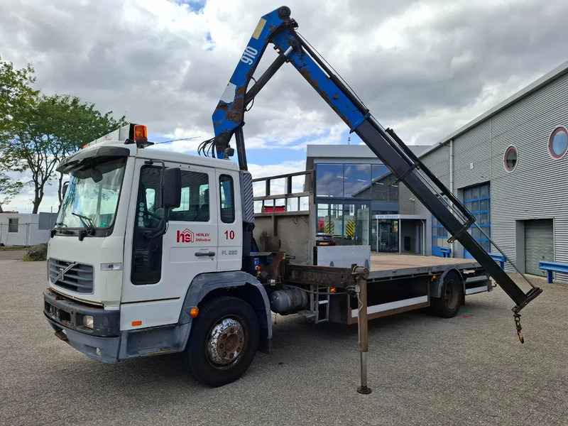Volvo FL6-220 / HMF 910 / REMOTE / ONLY:493620 KM / AIRCO / FULL-AIR / MANUAL / EURO-3 / 2003 - 크레인 트럭 : 사진 1 Volvo FL6-220 / HMF 910 / REMOTE / ONLY:493620 KM / AIRCO / FULL-AIR / MANUAL / EURO-3 / 2003 - 크레인 트럭 : 사진 1