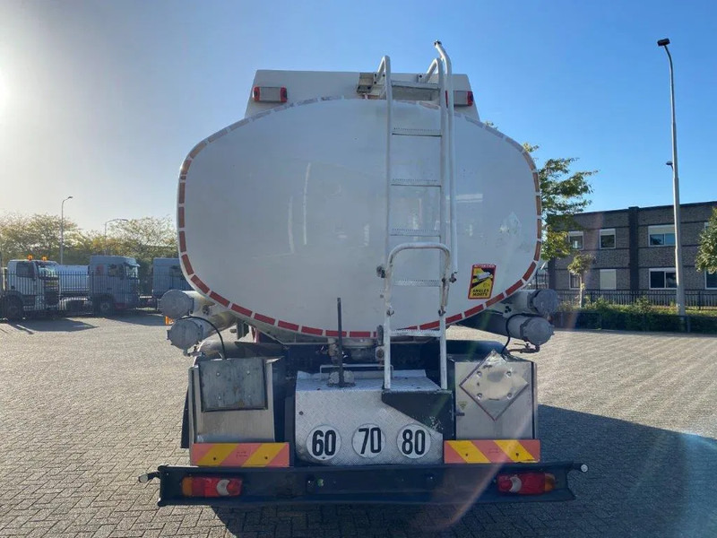 Volvo FL7-290 / 5 COMPARTIMENTS / 13000 LITER TOTAL / PUMP / AUTOMATIC / EURO-5 / 2009 - 유조트럭 : 사진 4 Volvo FL7-290 / 5 COMPARTIMENTS / 13000 LITER TOTAL / PUMP / AUTOMATIC / EURO-5 / 2009 - 유조트럭 : 사진 4