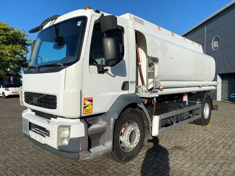 Volvo FL7-290 / 5 COMPARTIMENTS / 13000 LITER TOTAL / PUMP / AUTOMATIC / EURO-5 / 2009 - 유조트럭 : 사진 1 Volvo FL7-290 / 5 COMPARTIMENTS / 13000 LITER TOTAL / PUMP / AUTOMATIC / EURO-5 / 2009 - 유조트럭 : 사진 1