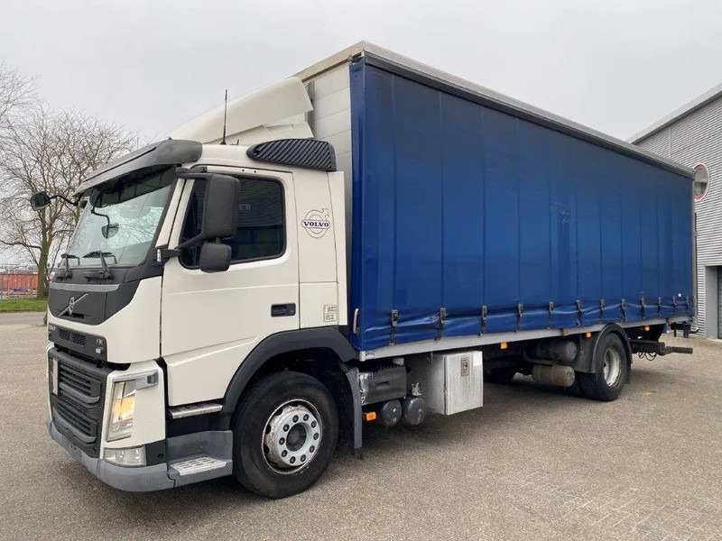 Volvo FM11-330 / LOW KM'S:472120 KM / LWDS / FULL-AIR / NAVI / CURTAIN SAILS / PLATFORM 2500KG / AUTOMATIC / EURO-6 / 2016 - 커튼사이더 트럭 : 사진 1 Volvo FM11-330 / LOW KM'S:472120 KM / LWDS / FULL-AIR / NAVI / CURTAIN SAILS / PLATFORM 2500KG / AUTOMATIC / EURO-6 / 2016 - 커튼사이더 트럭 : 사진 1