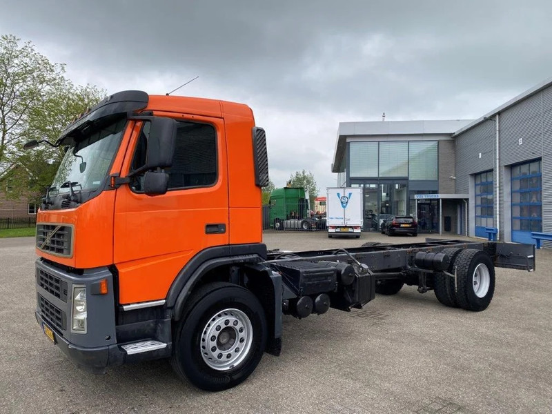 Volvo FM9-260 / HYDRAULICS / NL TRUCK / AUTOMATIC / EURO-3 / 2005 - 캡 새시 트럭 : 사진 1 Volvo FM9-260 / HYDRAULICS / NL TRUCK / AUTOMATIC / EURO-3 / 2005 - 캡 새시 트럭 : 사진 1