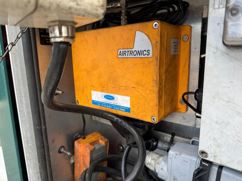 HAMMAR 151 S, Fully renovated, RC, 40 / 30 / 20 Ft - 컨테이너 운반 장치/ 스와프 보디 세미 트레일러 : 사진 5 HAMMAR 151 S, Fully renovated, RC, 40 / 30 / 20 Ft - 컨테이너 운반 장치/ 스와프 보디 세미 트레일러 : 사진 5