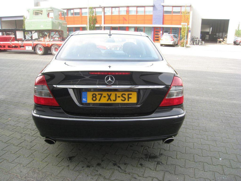 Mercedes-Benz E-Klasse 280 CDI, Sport - 세단 : 사진 3 Mercedes-Benz E-Klasse 280 CDI, Sport - 세단 : 사진 3