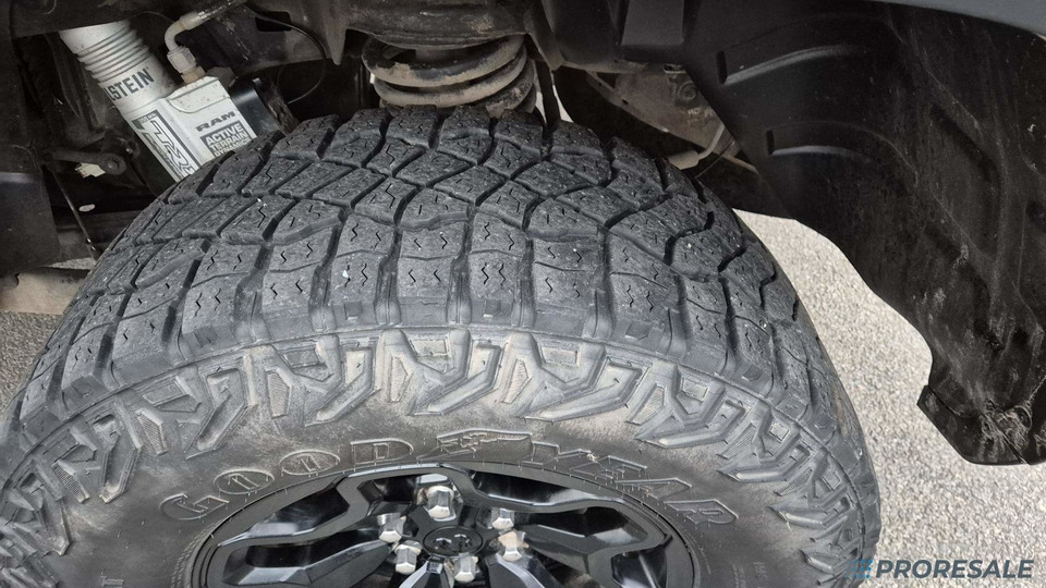 리스  DODGE RAM 1500 TRX 6.2 HEMI V8 Supercharged 523kW DODGE RAM 1500 TRX 6.2 HEMI V8 Supercharged 523kW : 사진 19