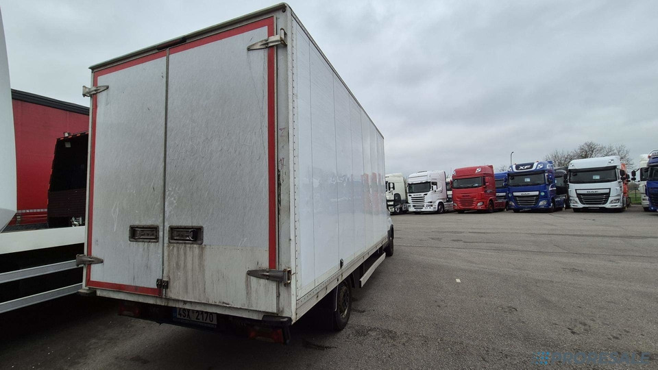 IVECO DAILY 35S16 skříň - 8 palet - 박스 밴 : 사진 4 IVECO DAILY 35S16 skříň - 8 palet - 박스 밴 : 사진 4