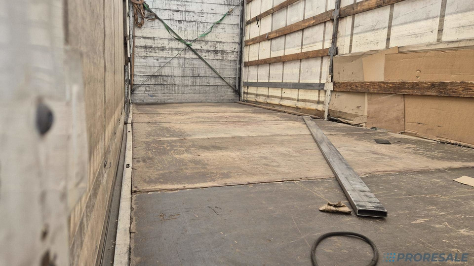 IVECO EUROCARGO ML 120E25 EURO 5 - valník s plachtou - 커튼사이더 트럭 : 사진 3 IVECO EUROCARGO ML 120E25 EURO 5 - valník s plachtou - 커튼사이더 트럭 : 사진 3