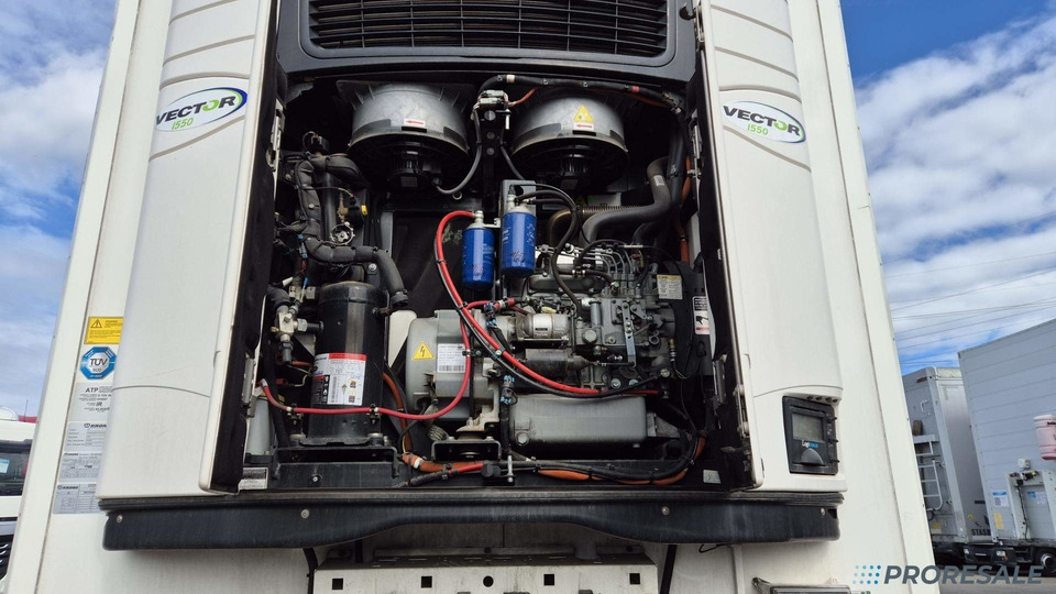 KRONE COOL LINER SD mrazírenský + agregát CARRIER VECTOR 1550 - 냉동 세미 트레일러 : 사진 4 KRONE COOL LINER SD mrazírenský + agregát CARRIER VECTOR 1550 - 냉동 세미 트레일러 : 사진 4