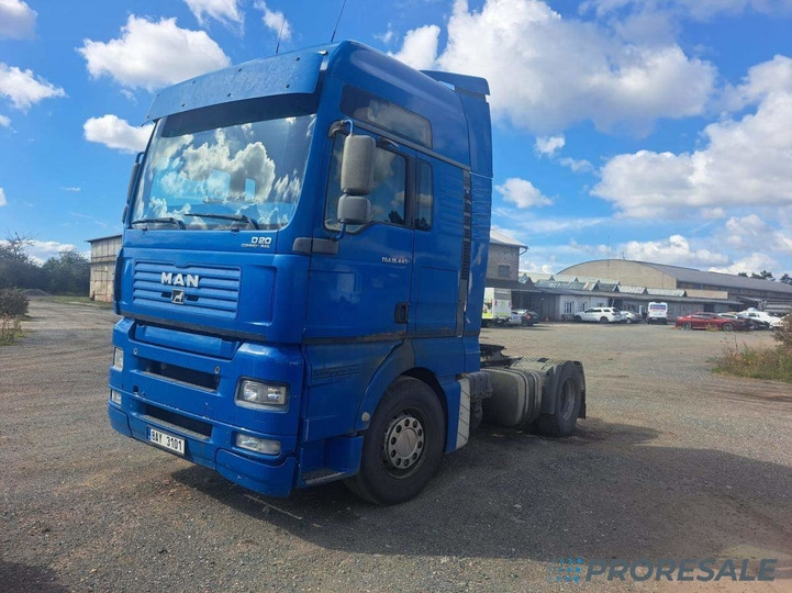 MAN TGA 18.440 4x2 BLS EURO 5 - 트랙터 유닛 : 사진 2 MAN TGA 18.440 4x2 BLS EURO 5 - 트랙터 유닛 : 사진 2