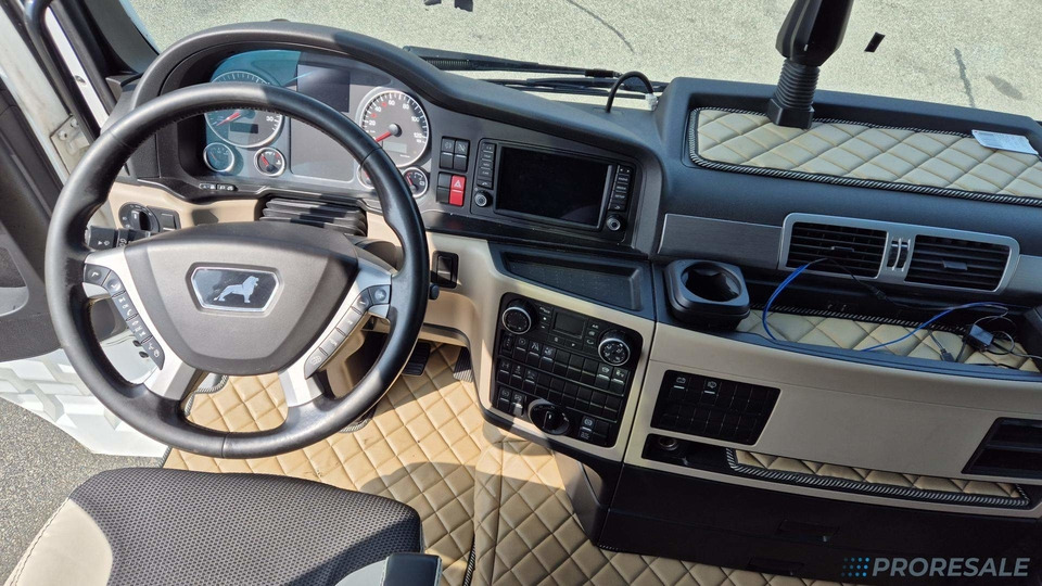 MAN TGX 18.500 BLS XXL EURO 6 - 트랙터 유닛 : 사진 4 MAN TGX 18.500 BLS XXL EURO 6 - 트랙터 유닛 : 사진 4