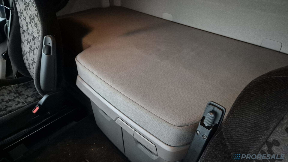 SCANIA S450 N323 TOP LINE EURO 6 - 트랙터 유닛 : 사진 5 SCANIA S450 N323 TOP LINE EURO 6 - 트랙터 유닛 : 사진 5