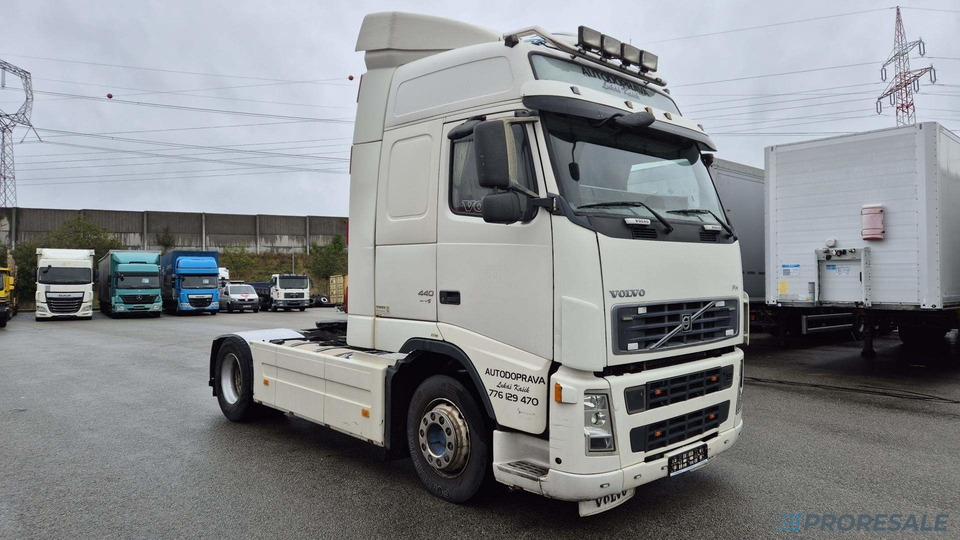 VOLVO FH 13.440 42T EURO 5 - 트랙터 유닛 : 사진 1 VOLVO FH 13.440 42T EURO 5 - 트랙터 유닛 : 사진 1