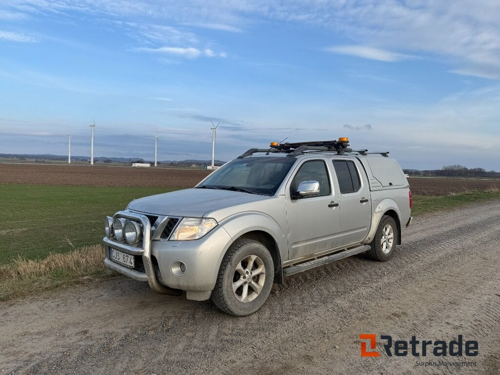 Bil Nissan Navara - 차량 : 사진 1 Bil Nissan Navara - 차량 : 사진 1