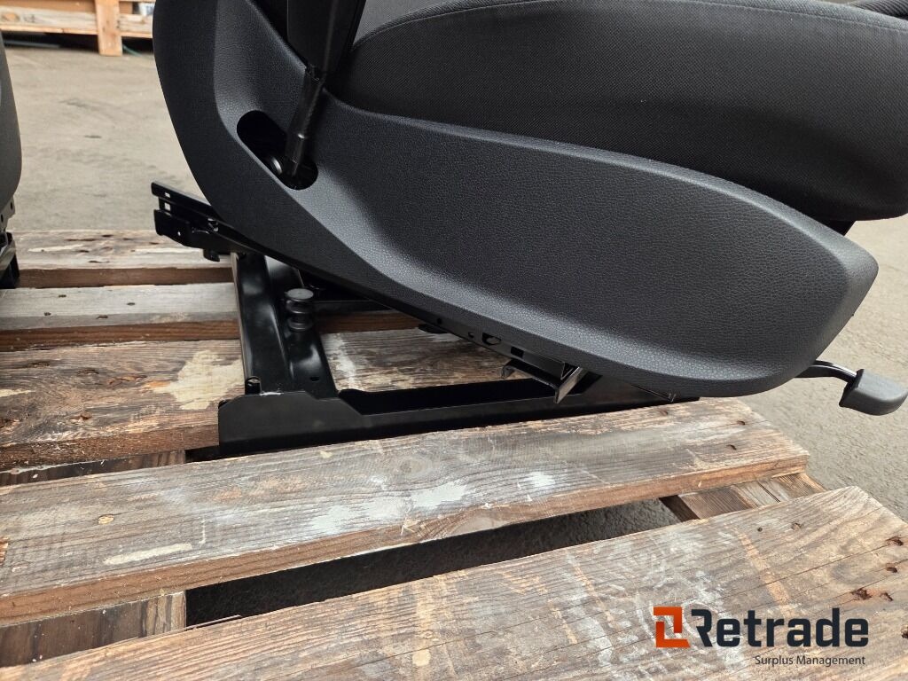 Framstolar Nya Mercedes Benz Sprinter - 좌석 밴 용 : 사진 3 Framstolar Nya Mercedes Benz Sprinter - 좌석 밴 용 : 사진 3