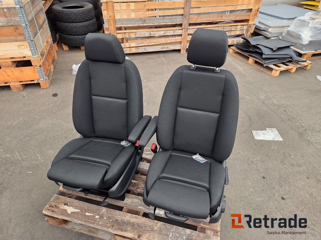 Framstolar Nya Mercedes Benz Sprinter - 좌석 밴 용 : 사진 1 Framstolar Nya Mercedes Benz Sprinter - 좌석 밴 용 : 사진 1