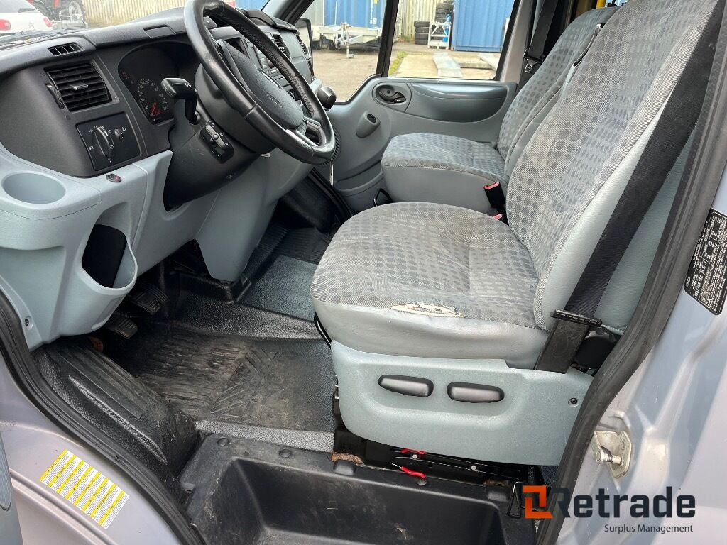 Minibus med lift FORD TRANSIT KOMBI 300L F 2,2 TDCI - 소형 버스, 승합차 : 사진 5 Minibus med lift FORD TRANSIT KOMBI 300L F 2,2 TDCI - 소형 버스, 승합차 : 사진 5