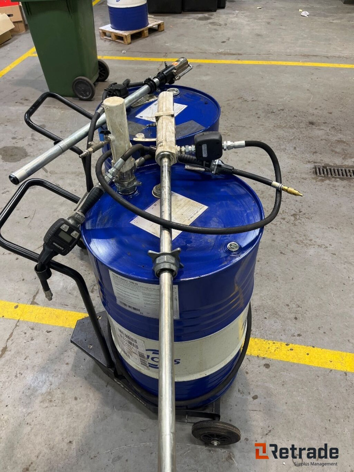 Mobilt Samoa Oljeanlegg - 모터 오일 및 자동차 관리 제품 : 사진 4 Mobilt Samoa Oljeanlegg - 모터 오일 및 자동차 관리 제품 : 사진 4