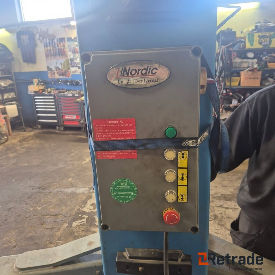 NORDIC 5tonn hydraulisk løftebukk - 작업장 장비 : 사진 4 NORDIC 5tonn hydraulisk løftebukk - 작업장 장비 : 사진 4