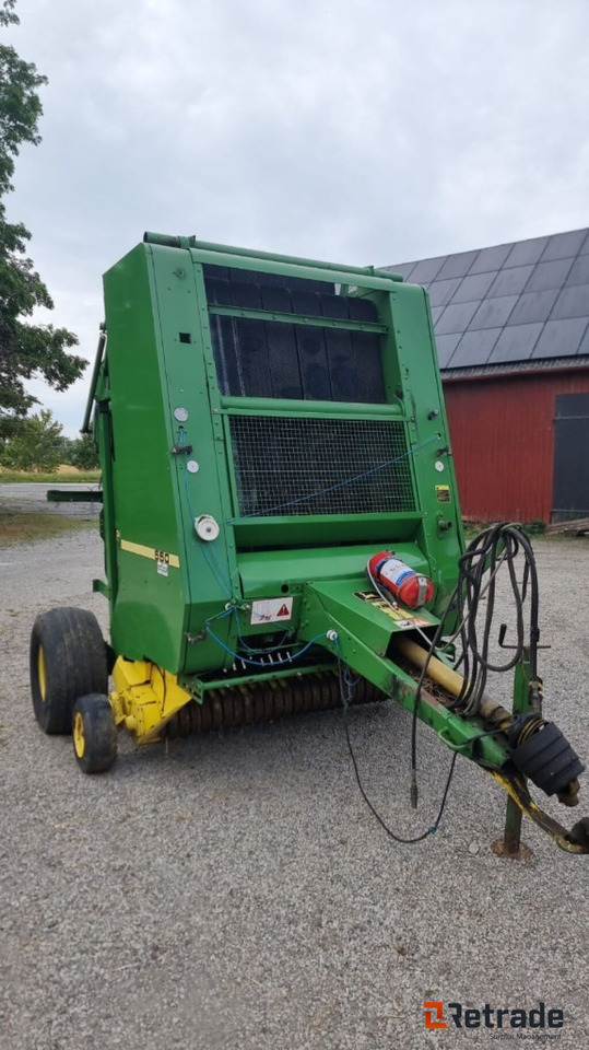 Rundbalspress John Deere 580 - 원형 베일러 : 사진 2 Rundbalspress John Deere 580 - 원형 베일러 : 사진 2