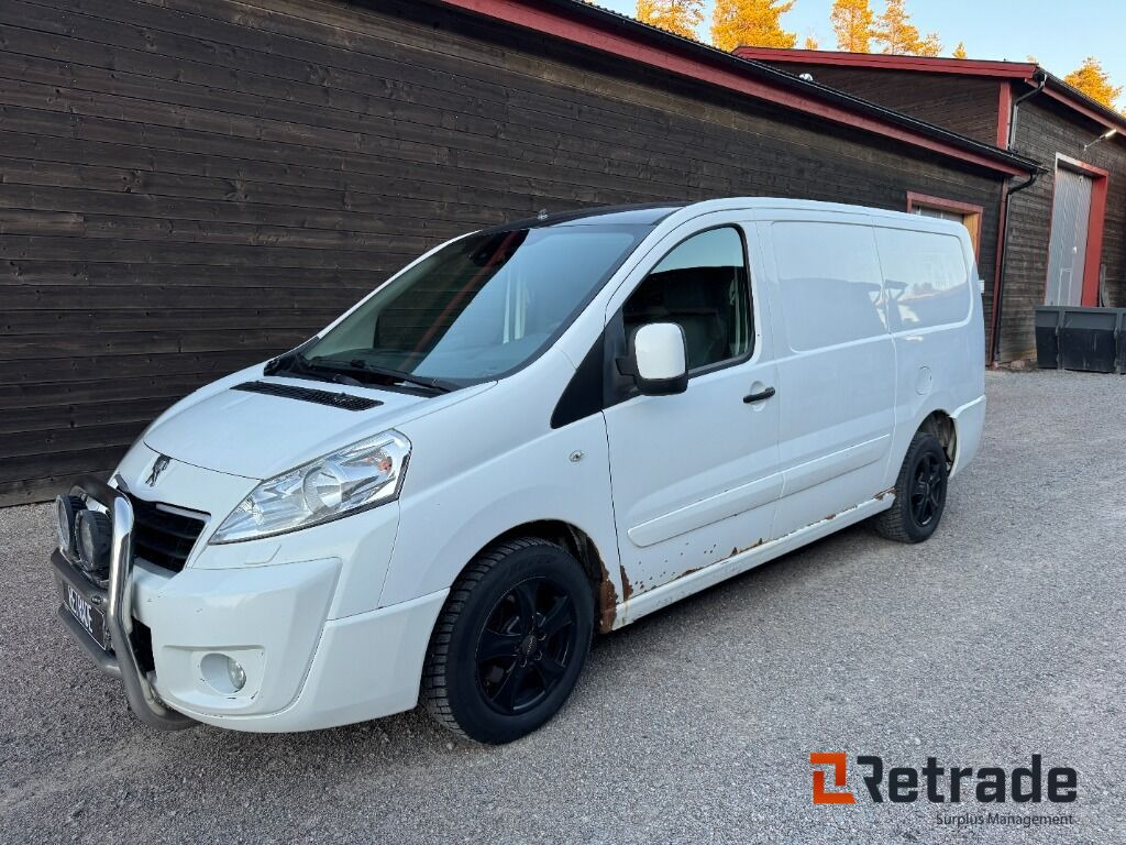 Skåpbil Peugeot Expert Panel Van 1.2t 2.0 HDi - 소형 밴 : 사진 1 Skåpbil Peugeot Expert Panel Van 1.2t 2.0 HDi - 소형 밴 : 사진 1