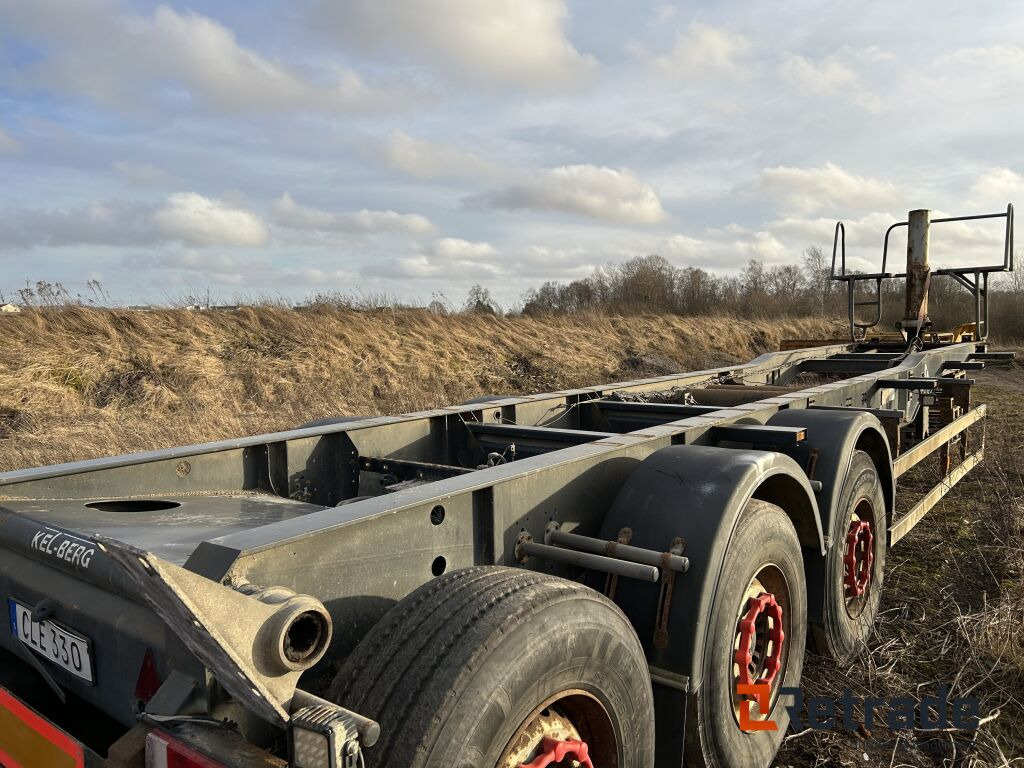 Tipptrailer chassi KELBERG T40S3 - 컨테이너 운반 장치/ 스와프 보디 세미 트레일러 : 사진 3 Tipptrailer chassi KELBERG T40S3 - 컨테이너 운반 장치/ 스와프 보디 세미 트레일러 : 사진 3