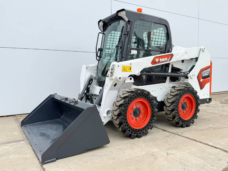 Bobcat S510 - New / Unused / Closed Cabine / AC - 스키드 스티어 로더 : 사진 1 Bobcat S510 - New / Unused / Closed Cabine / AC - 스키드 스티어 로더 : 사진 1