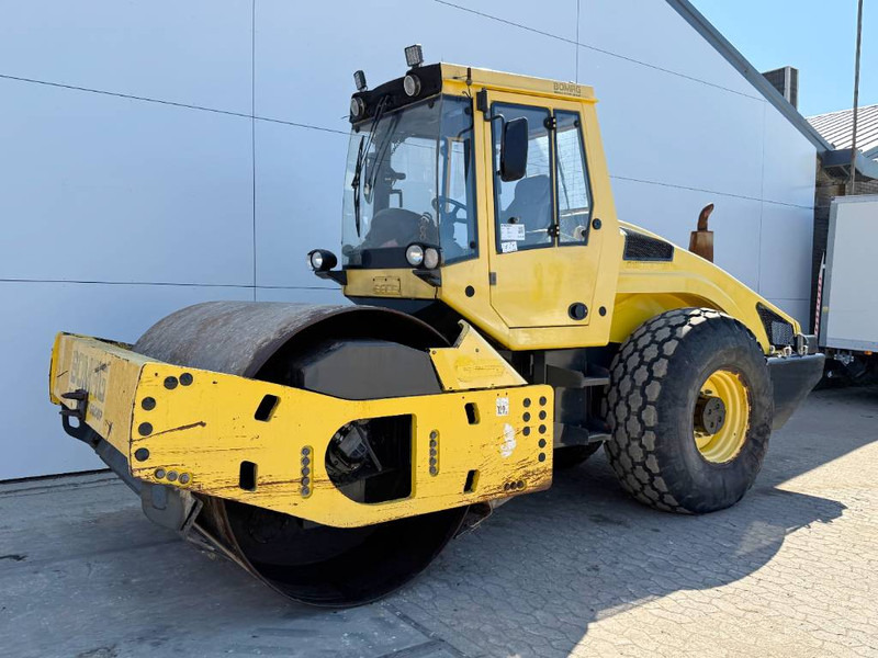 Bomag BW213DH-4 - Evib/BVC / German Machine - 롤러 : 사진 2 Bomag BW213DH-4 - Evib/BVC / German Machine - 롤러 : 사진 2