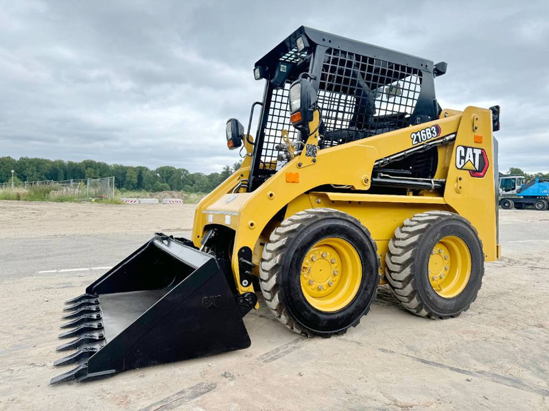 Cat 216B3 - New / Unused / Extra Hydraulic - 스키드 스티어 로더 : 사진 1 Cat 216B3 - New / Unused / Extra Hydraulic - 스키드 스티어 로더 : 사진 1