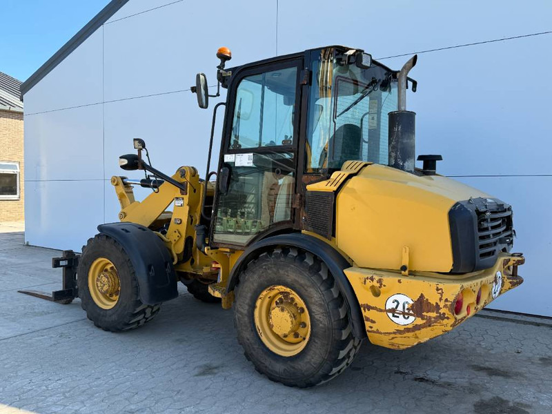 Cat 906H - Automatic Greasing / Quick Coupler - 휠 로더 : 사진 3 Cat 906H - Automatic Greasing / Quick Coupler - 휠 로더 : 사진 3