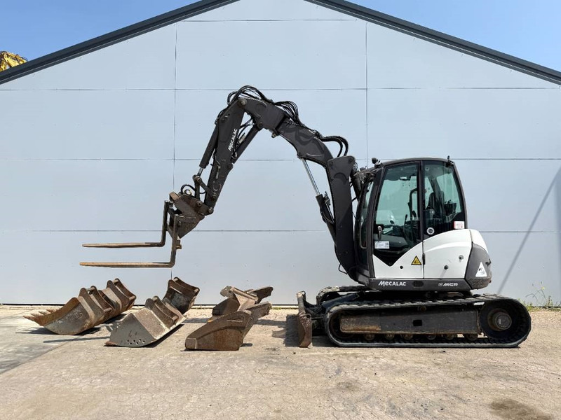 Mecalac 8MCR - 6 Attachments Included! Auto Greasing - 미니 굴삭기 : 사진 1 Mecalac 8MCR - 6 Attachments Included! Auto Greasing - 미니 굴삭기 : 사진 1