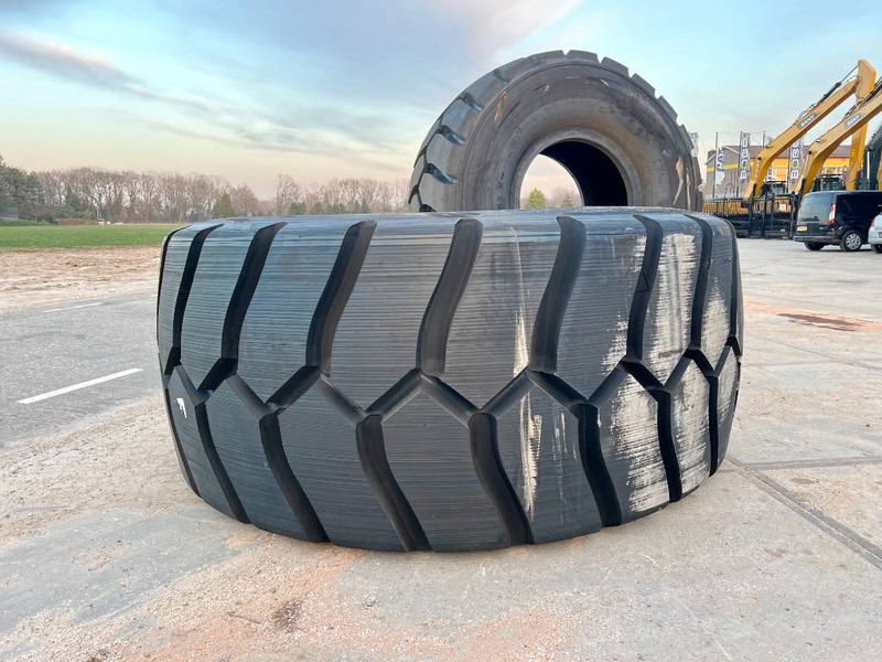 Michelin X Mine D2 45/65R45 Tyre x 2 - 휠 및 타이어 건설기계 용 : 사진 5 Michelin X Mine D2 45/65R45 Tyre x 2 - 휠 및 타이어 건설기계 용 : 사진 5