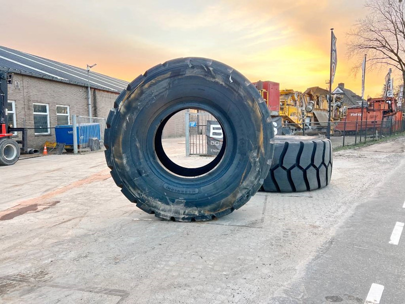 Michelin X Mine D2 45/65R45 Tyre x 2 - 휠 및 타이어 건설기계 용 : 사진 3 Michelin X Mine D2 45/65R45 Tyre x 2 - 휠 및 타이어 건설기계 용 : 사진 3