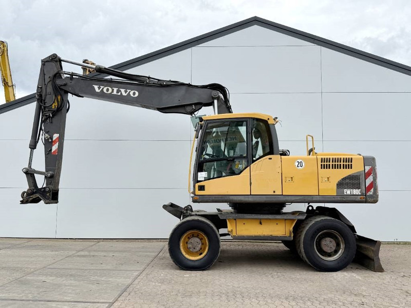 Volvo EW180C - Dutch Machine / Triple Boom - 휠 굴삭기 : 사진 1 Volvo EW180C - Dutch Machine / Triple Boom - 휠 굴삭기 : 사진 1