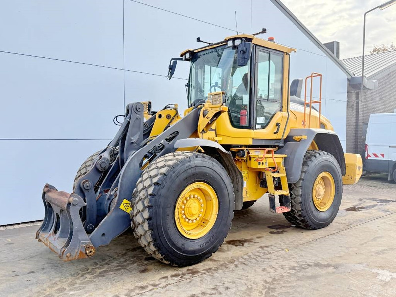 Volvo L70H - 3rd Function / Weight System - 휠 로더 : 사진 4 Volvo L70H - 3rd Function / Weight System - 휠 로더 : 사진 4