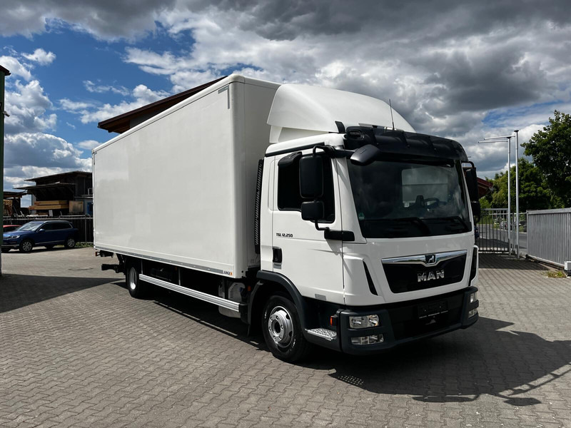 MAN TGL 12.250 Euro 6 4x2 - 박스 트럭 : 사진 3 MAN TGL 12.250 Euro 6 4x2 - 박스 트럭 : 사진 3