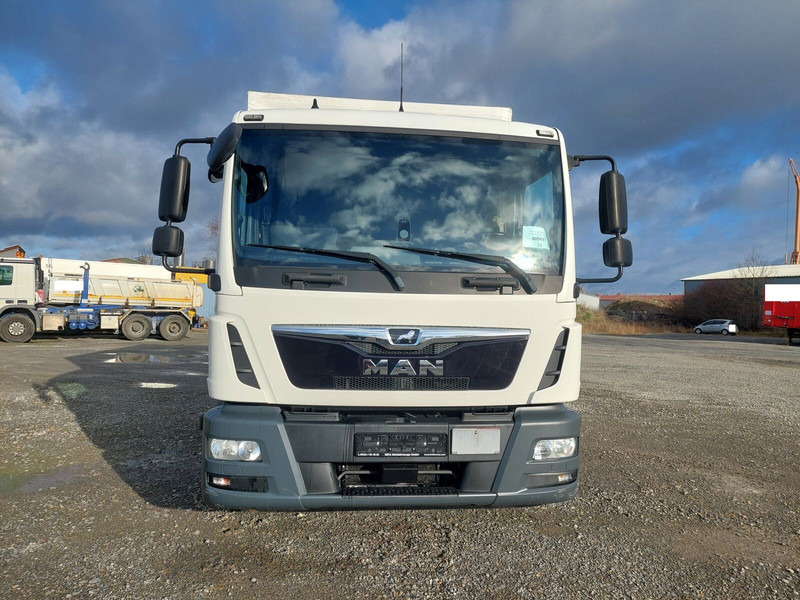 MAN TGL 8.190 L 4x2 Euro 6 LBW AHK - 커튼사이더 트럭 : 사진 3 MAN TGL 8.190 L 4x2 Euro 6 LBW AHK - 커튼사이더 트럭 : 사진 3