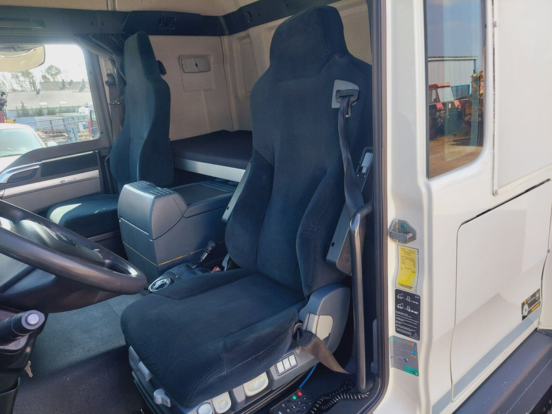 커튼사이더 트럭 MAN TGL 8.220 Edscha Gardine Jumbo : 사진 16 커튼사이더 트럭 MAN TGL 8.220 Edscha Gardine Jumbo : 사진 16