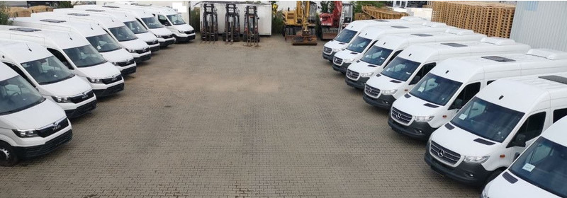 Mercedes-Benz 519 Sprinter AHK - 소형 버스, 승합차 : 사진 2 Mercedes-Benz 519 Sprinter AHK - 소형 버스, 승합차 : 사진 2