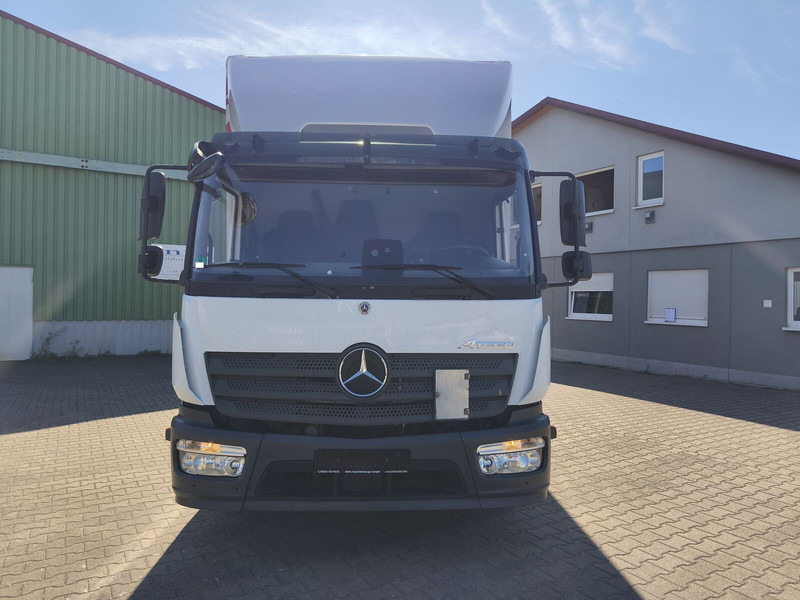 Mercedes-Benz Atego 1223 - 박스 트럭 : 사진 3 Mercedes-Benz Atego 1223 - 박스 트럭 : 사진 3