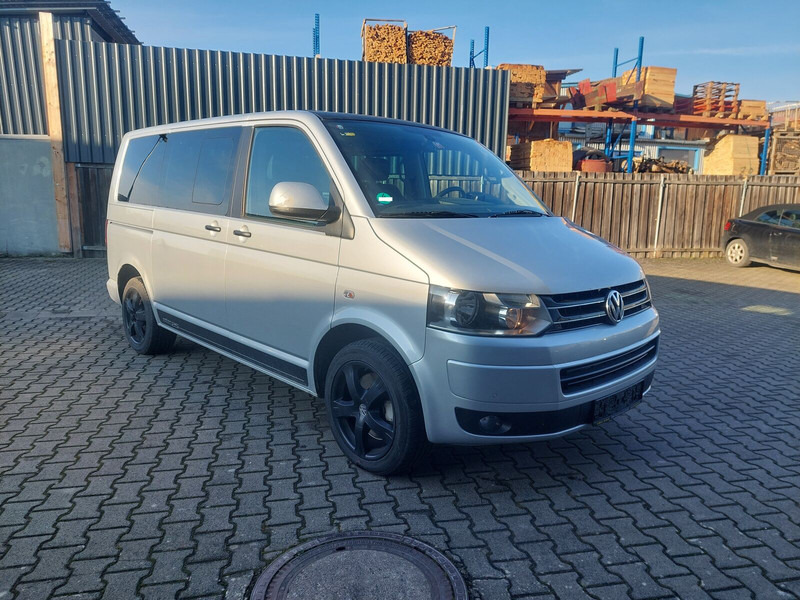 Volkswagen Transporter Multivan AHK Doppelklima Tisch Leder 7-Sitzer - 소형 버스, 승합차 : 사진 2 Volkswagen Transporter Multivan AHK Doppelklima Tisch Leder 7-Sitzer - 소형 버스, 승합차 : 사진 2