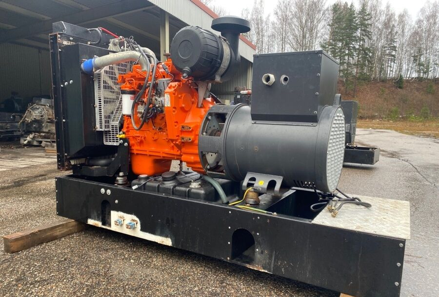 Diversen ECP34 2S4 - Iveco Engine,126kVA,New oils, filters, Mecc Alte ECP34 2S4 Diversen ECP34 2S4 - Iveco Engine,126kVA,New oils, filters, Mecc Alte ECP34 2S4 - Iveco Engine,126kVA,New oils, filters, Like New - 발전기 세트 : 사진 1 Diversen ECP34 2S4 - Iveco Engine,126kVA,New oils, filters, Mecc Alte ECP34 2S4 Diversen ECP34 2S4 - Iveco Engine,126kVA,New oils, filters, Mecc Alte ECP34 2S4 - Iveco Engine,126kVA,New oils, filters, Like New - 발전기 세트 : 사진 1