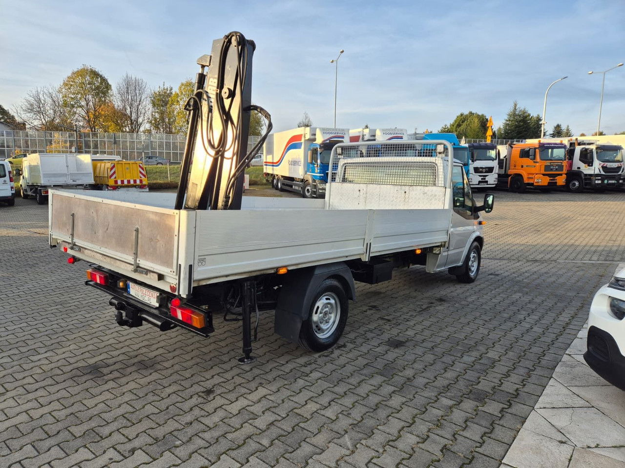 플랫베드 밴 Ford Transit 350 2.4 TDCi / Very Strong Hiab / 1 Owner / Serviced : 사진 6