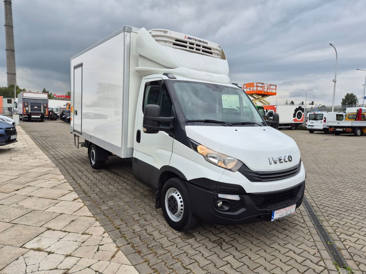 Iveco Daily 35S16 Hi-Matic / 1 Owner / Mitsubishi / Serviced - 냉동 밴 : 사진 4 Iveco Daily 35S16 Hi-Matic / 1 Owner / Mitsubishi / Serviced - 냉동 밴 : 사진 4