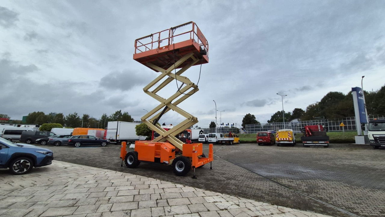 JLG 3394RT / 4X4 / 1 Owner - 시저 리프트 : 사진 2 JLG 3394RT / 4X4 / 1 Owner - 시저 리프트 : 사진 2
