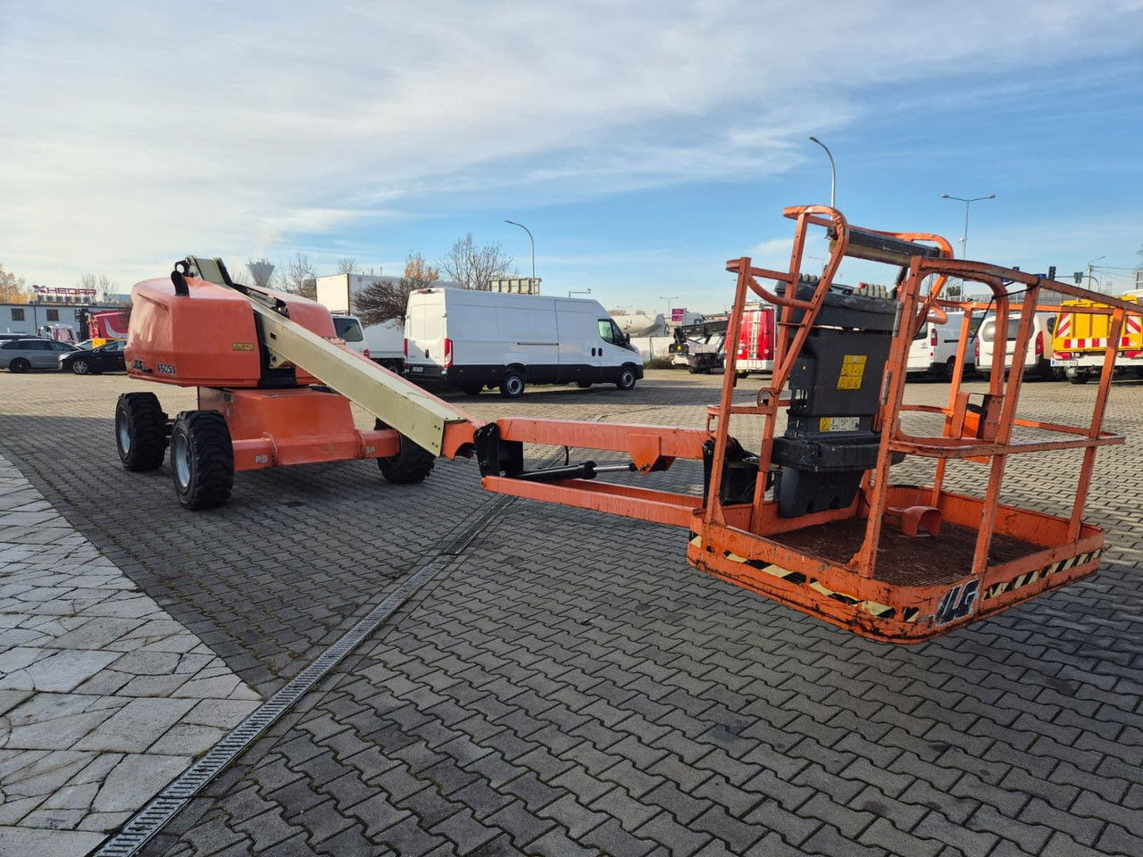 JLG 460SJ 4X4 / 1 Owner / Works Great - 관절 붐 : 사진 4 JLG 460SJ 4X4 / 1 Owner / Works Great - 관절 붐 : 사진 4