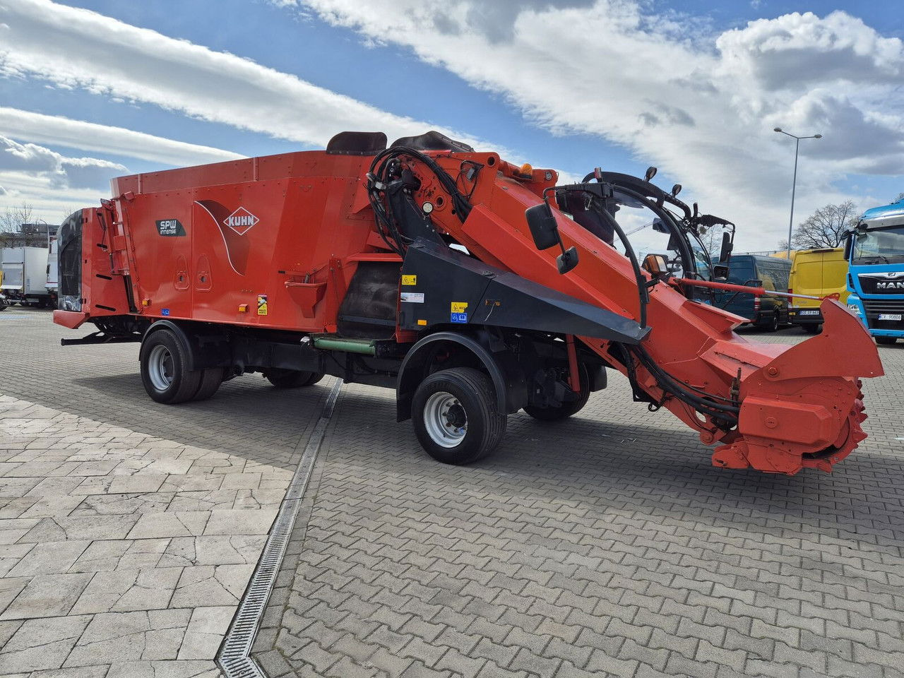 Kuhn SPW 22 Intense /feed wagon/ 1 Owner / NEW Service SPW 22 Intense /feed wago - 목초 믹서 : 사진 1 Kuhn SPW 22 Intense /feed wagon/ 1 Owner / NEW Service SPW 22 Intense /feed wago - 목초 믹서 : 사진 1
