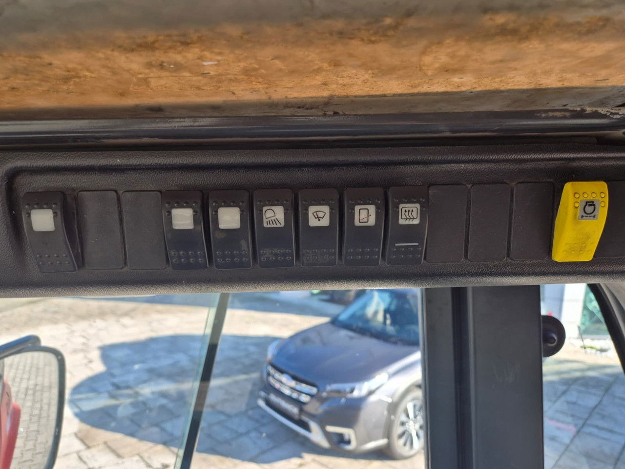 지게차 LINDE H60D-03 / 1 Owner / Serviced Last Service 16.05.2 5 : 사진 30 지게차 LINDE H60D-03 / 1 Owner / Serviced Last Service 16.05.2 5 : 사진 30