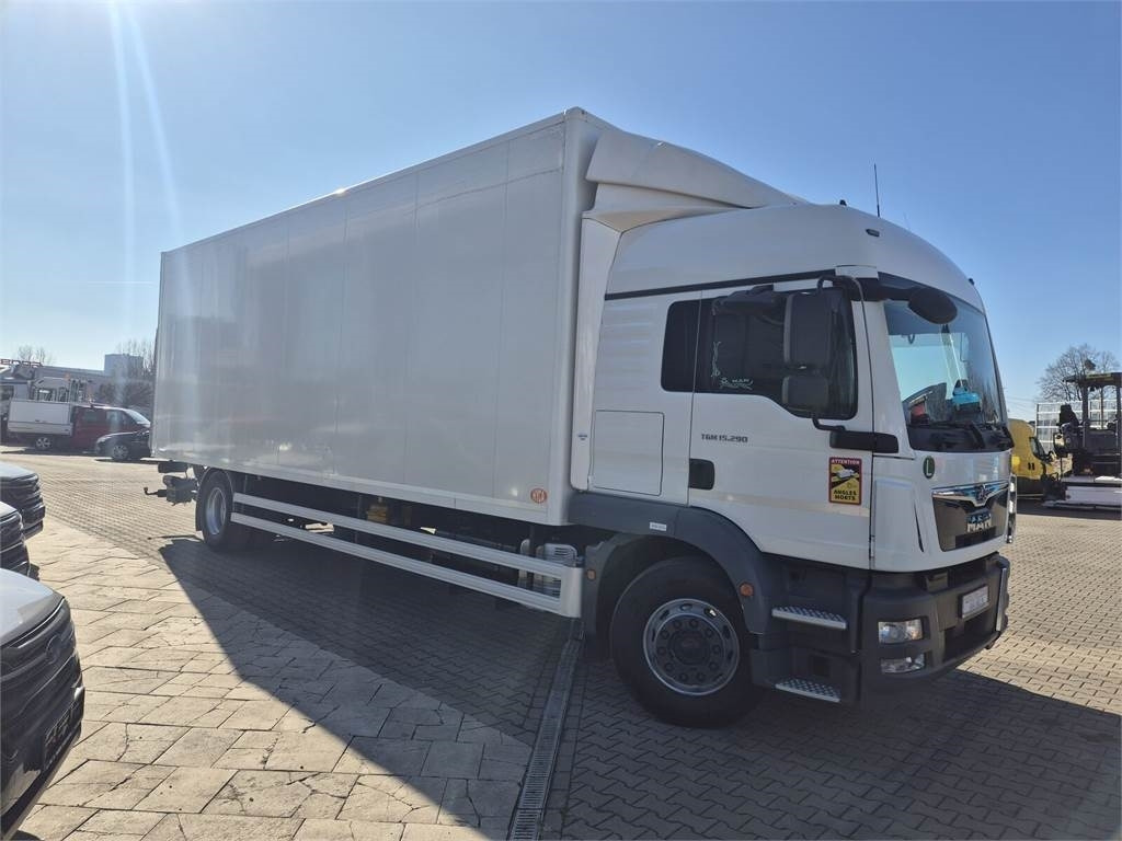 MAN TGM 15.290 / HIGH CONTAINER / SERVICED! / 1 OWNER - 박스 트럭 : 사진 5 MAN TGM 15.290 / HIGH CONTAINER / SERVICED! / 1 OWNER - 박스 트럭 : 사진 5